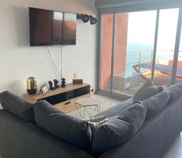 Cerbere Apartment | Terrimbo