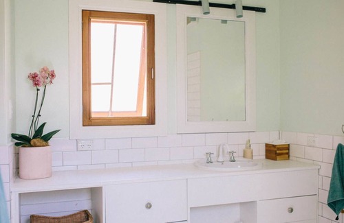Upper Wakefield House | Terroir Auburn