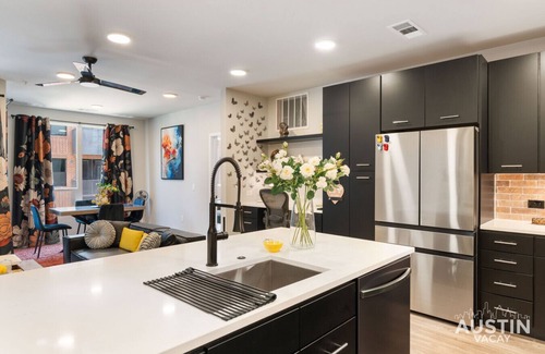 East Congress Apartment | Terry-O Ln #235 xxxx
