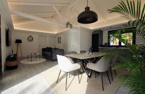 Alhaurin de la Torre House | TESS Villa Le Clos Fleury