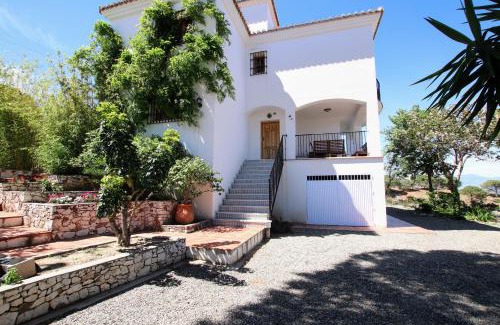 Pinos de Alhaurin House | TESS Villa Madison