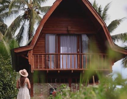 Tetebatu House | Tetebatu Rice field bliss