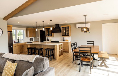 Granville House | Texadians Clubhouse with River Access