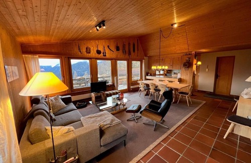 Mathon House | Tgea Beverin