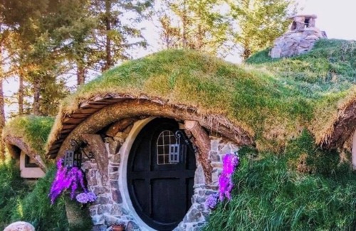 Kootenay Boundary Cottage | The Second Breakfast Hideaway