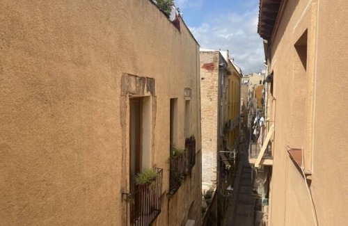 Old Town Apartment | TH10 Apartment · 3 bedrooms · 3 beds · 1 bath