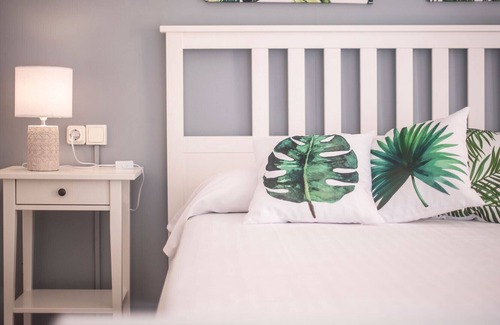 Old Town Apartment | TH110/3-Muralla / Apartment Muralla