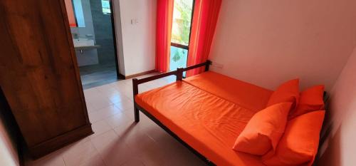 Kaduwela Hotel | Thambili Villa