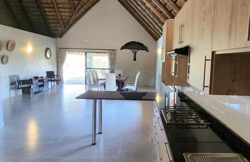 Maruleng Cabin | Thandolwami Bushlodge & Spa