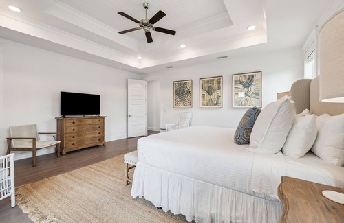 Santa Rosa Beach Hotel | Thanksgiving Getaway! 5BR 30A Home Golf Cart Pool Bikes