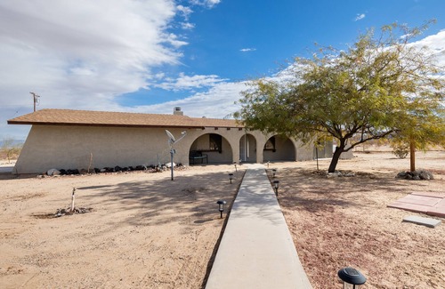Wonder Valley House | Thar in the Mojave - A Joshua Tree Retreat