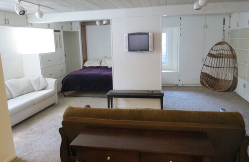 Marcellus Cottage | That 70's Cottage on beautiful spring fed Big Cedar Lake
