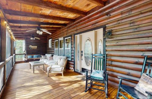 Blue Ridge House | That Cabin on That Lane