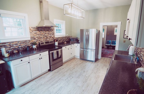 Manistee House | That Place on 6th Street close to downtown, beaches, & private backyard
