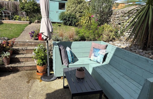 Seaton Cottage | Thatch Cottage in Seaton, Devon