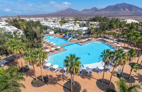 Playa Blanca Resort | THB Tropical Island