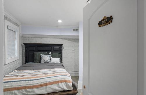 Dupont Circle Apartment | The 1731 Residence Unit 1