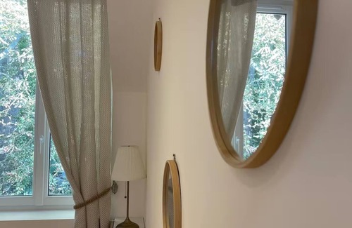 La Ferte-Gaucher House | The 1900 Manor House