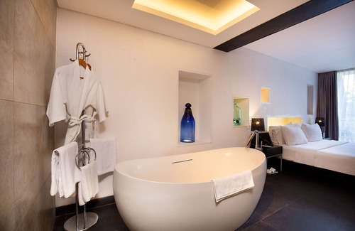 Dewi Sri Resort | THE 1O1 Bali Fontana Seminyak