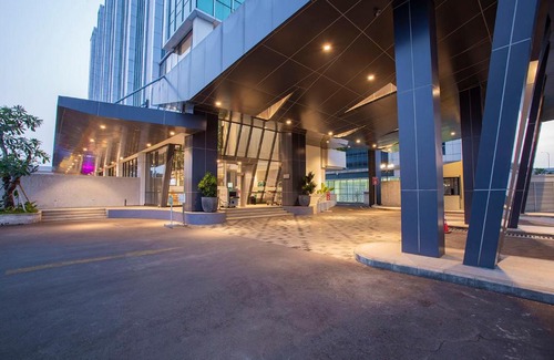Tangerang Hotel | THE 1O1 Jakarta Airport CBC