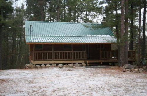 Jay Cabin | The 3 Bears Cabin - an Adirondack adventure