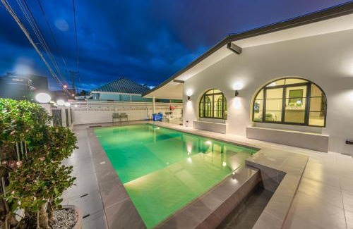 Na Kluea Villa | The 38 Pool Villas Pattaya