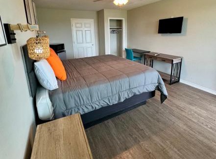 Crystal Beach Hotel | The 409 Bolivar Beach Hotel