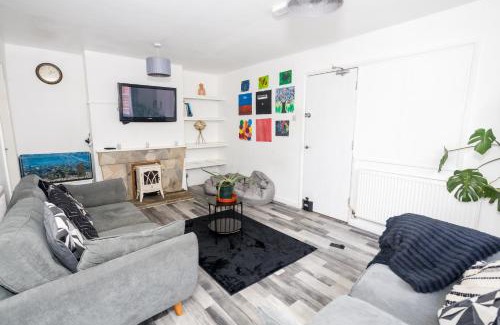 Welford House | The 5 BDR Retreat within city centre - sleeps up to 10 people