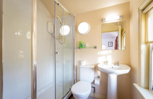Tewkesbury Bed & Breakfast | The Abbey Hotel