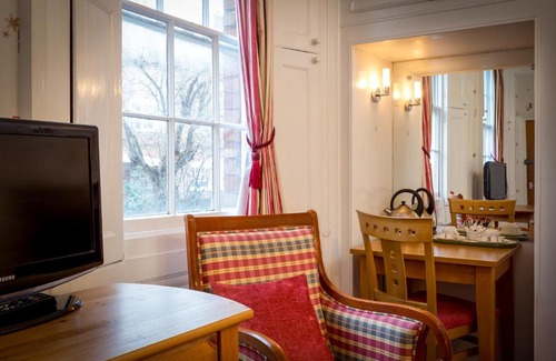 Tewkesbury Bed & Breakfast | The Abbey Hotel