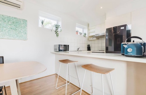 St Kilda Apartment | The Acland Beachside Charm meets City Living