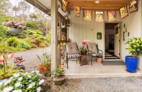 Volcano House | The Alala at Stained Glass Cottages