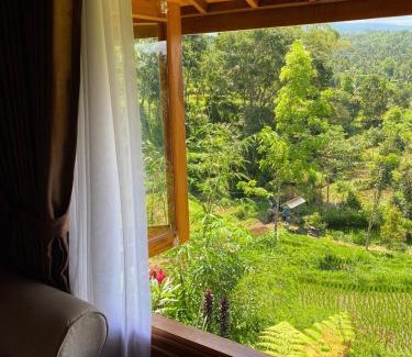 Tetebatu Hotel | The Alam Bungalow & Restaurant