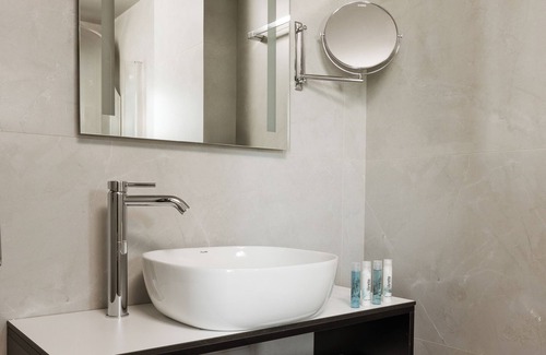 Omonia Hotel | THE ALASSIA HOTEL