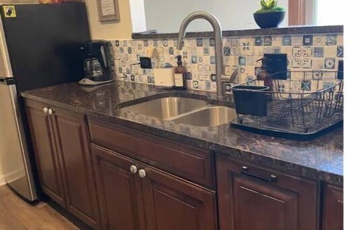 Alma Apartment | The Alma Studio. 12 miles to Breckenridge