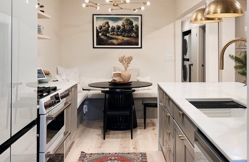 Cottonwood Heights House | The Alpenglow Bungalow-3BR, 2BA mins from resorts!