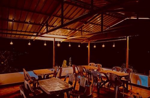 Anjarle Hotel | The Alphonso Mango County
