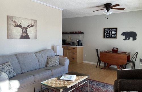 Campton Condo | The Alpine Oasis