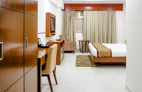 Kopar Khairane Hotel | The Altruist Hotel Navi Mumbai-1