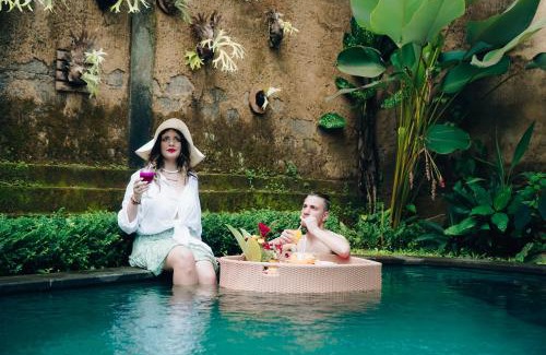 Melayang Resort | The Alus Cottage and Villa