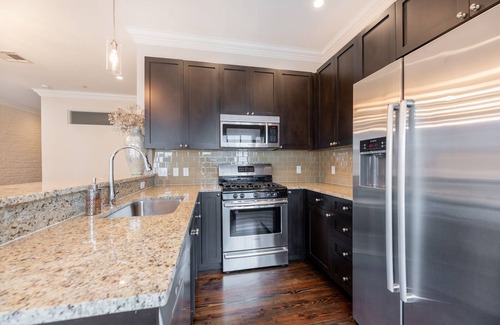 French Quarter Apartment | The Ana - 2B/2B Historic FQ Apt. - 60 Day Min. Rental