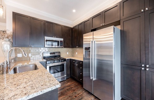 French Quarter Apartment | The Ana - 2B/2B Historic FQ Apt. - 60 Day Min. Rental