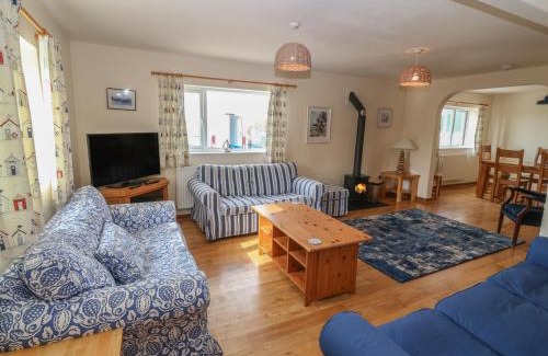 Rhydwyn House | The Anchorage