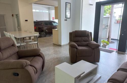 Negombo Villa | The Anchorage Villa - Negombo