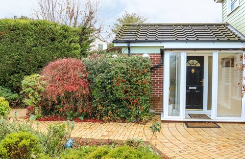 Poringland Cottage | THE ANNEX AT 60 RECTORY LANE, with a garden in Poringland