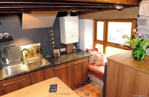 Mumbles House | The Annex.