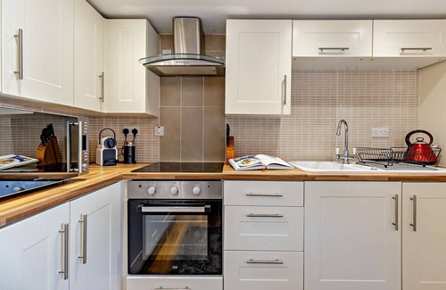Libanus House | The Annex - Libanus - One Bedroom House, Sleeps 2