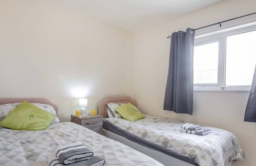 Edern House | The Annexe at Brynogollwyd