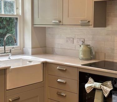 Bicester Apartment | The Annexe, The Walled Garden- Nr Bicester Village