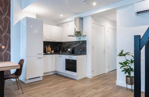 Municipality of Tilburg Apartment | The apartment features 3 good bedrooms, airco and new beds